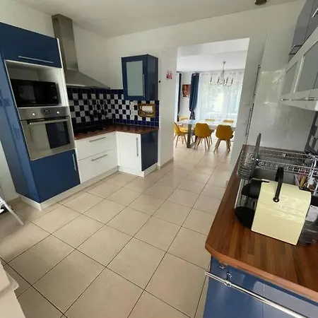 Maison De Vacances Familiale Ouistreham Exterior photo